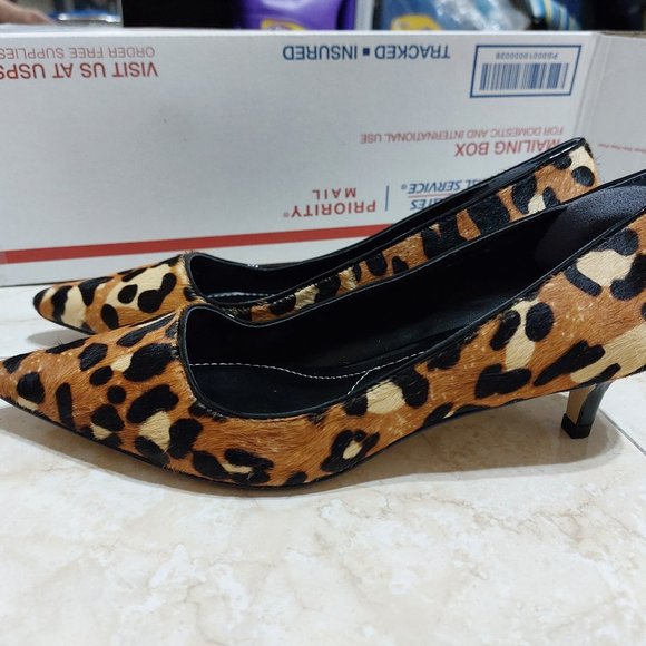 Charles David Furry Leopard Print Pointy Toes High Heel Pumps Shoes Sexy - Picture 2 of 10